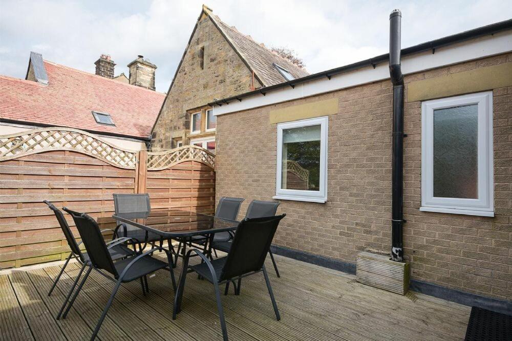 Decked Out Apartment Alnmouth Exterior photo